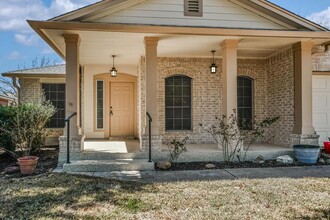 2558 Vernell Way in Round Rock, TX - Building Photo - Building Photo