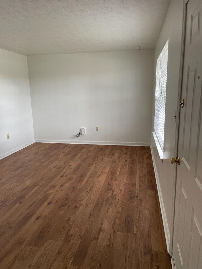 98 Andrea Dr in Nicholasville, KY - Building Photo - Building Photo