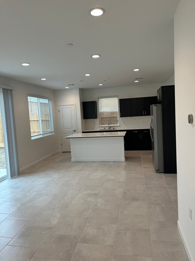 11184 N La Brisa Dr in Fresno, CA - Building Photo - Building Photo