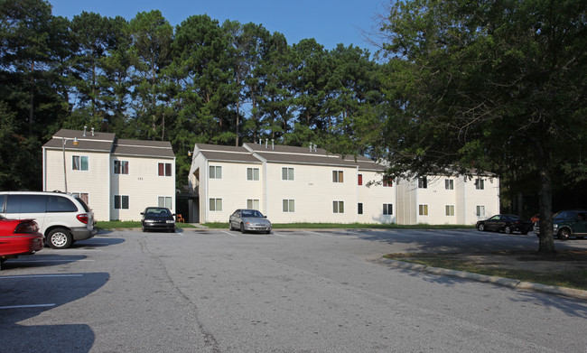 Camptowne Gardens in Monroe, GA - Building Photo - Building Photo