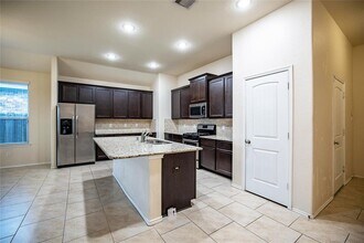 23719 San Barria Dr in Katy, TX - Building Photo - Building Photo