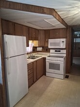 275 N Saguaro Dr in Apache Junction, AZ - Foto de edificio - Building Photo