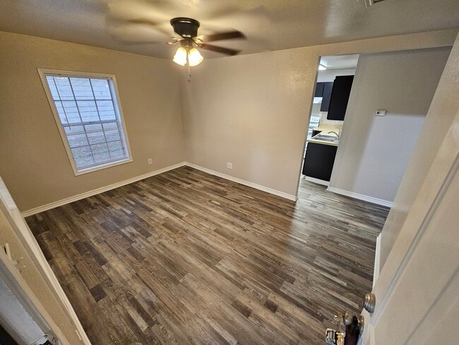 property at 811 S 21st St