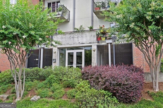 property at 640 Glen Iris Dr NE