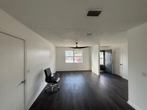 906 N Church Ave in Panama City, FL - Foto de edificio - Building Photo