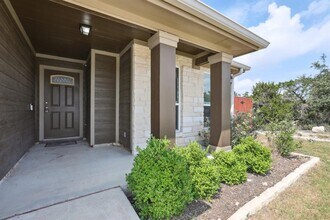 20111 Travis Dr in Lago Vista, TX - Building Photo - Building Photo