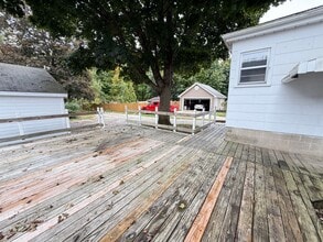 727 Edgewood St in Jackson, MI - Building Photo - Building Photo