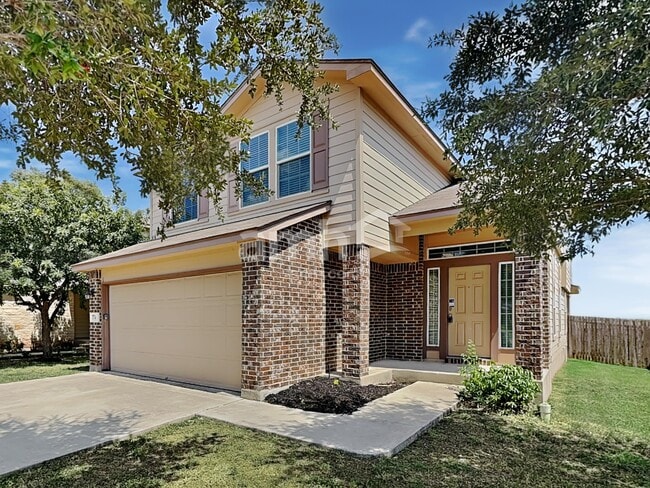 property at 774 Wolfeton Way