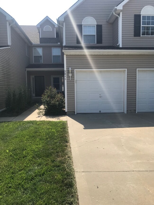 property at 9844 N Lewis Ave