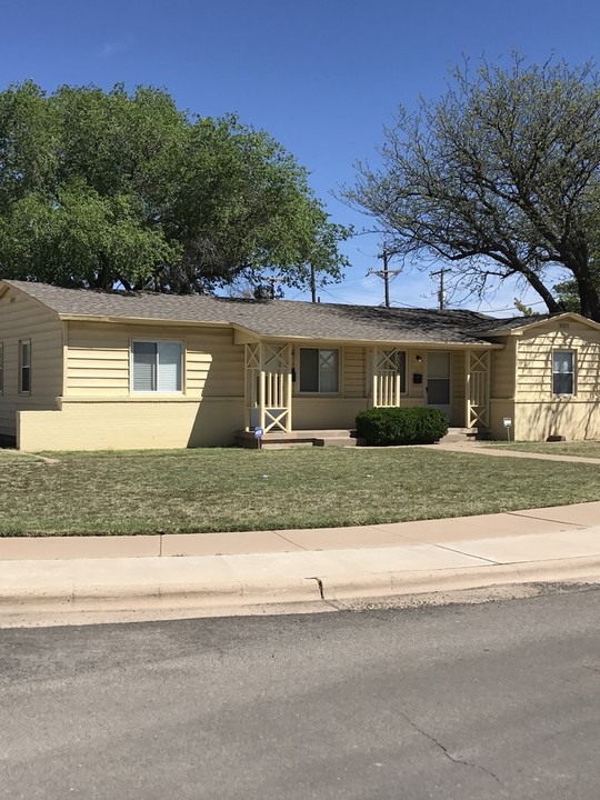 3408 Nashville Ave in Lubbock, TX - Building Photo