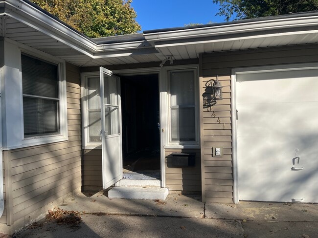 10441 York Ave S in Minneapolis, MN - Building Photo - Building Photo