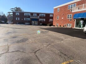 16 Beals Rd, Unit 4 in Braintree, MA - Building Photo