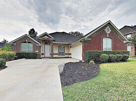 3349 Wilshire Ave in Grapevine, TX - Building Photo