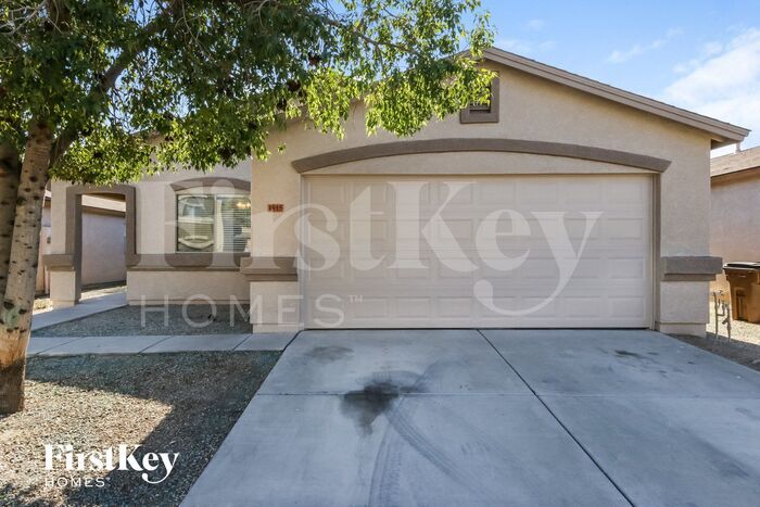 1915 E Denim Trail in Queen Creek, AZ - Building Photo