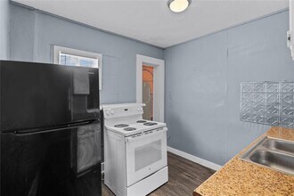 900 3rd Ave N-Unit -53A in Texas City, TX - Building Photo - Building Photo