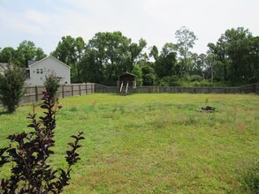 156 Backfield Pl in Jacksonville, NC - Building Photo - Building Photo