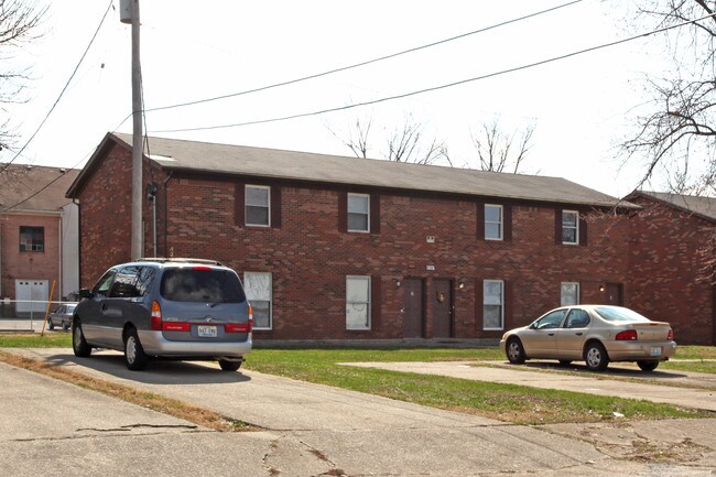 4306 Norfolk Dr in Louisville, KY - Foto de edificio - Building Photo