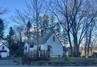 6A Post Rd in Sloatsburg, NY - Building Photo - Building Photo