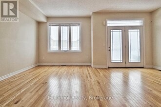 19 Glasson Ln in Caledon, ON - Building Photo - Building Photo