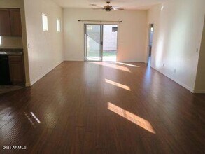 1074 S Fargo St in Chandler, AZ - Building Photo - Building Photo