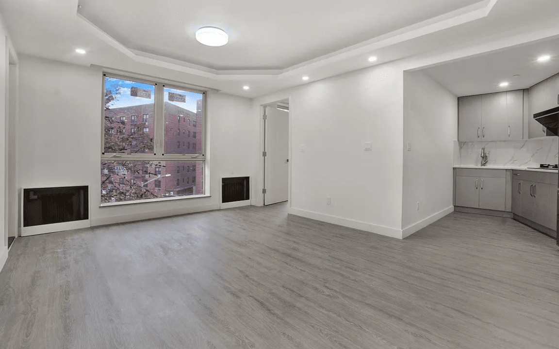 51-44 Goldsmith St-Unit -APT 2A in Queens, NY - Building Photo