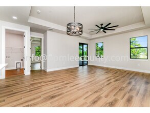 1108 NW 21st Ave in Cape Coral, FL - Building Photo - Building Photo