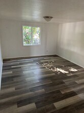 1880 River Rd in Eugene, OR - Building Photo - Building Photo