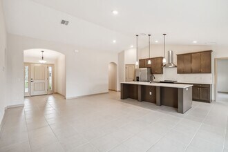 4251 Tucker Ave in St. Cloud, FL - Building Photo - Building Photo