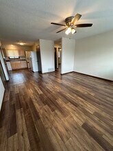 4881 Tama St SE in Marion, IA - Building Photo - Building Photo