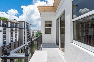 4100 Salzedo St, Unit 919 in Coral Gables, FL - Building Photo