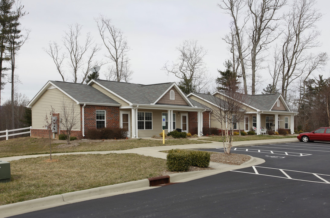 Sugar Hill in Hendersonville, NC - Building Photo