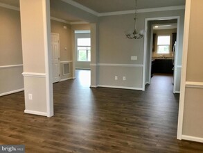 2409 Morgans Point Dr in Dumfries, VA - Building Photo - Building Photo