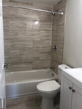 5701 JFK Blvd E in West New York, NJ - Building Photo - Building Photo