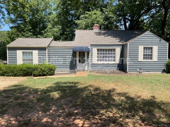 property at 3207 E 12th Ave