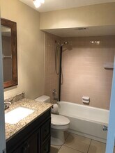 7140 55th Ave N in St. Petersburg, FL - Building Photo - Building Photo