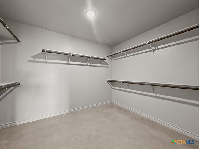 property at 822 Freedom Cir