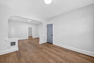 5803 S Kingshighway Blvd, Unit Apt 1S in St. Louis, MO - Foto de edificio - Building Photo