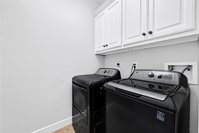 194 W Breezy Way in The Woodlands, TX - Building Photo - Building Photo