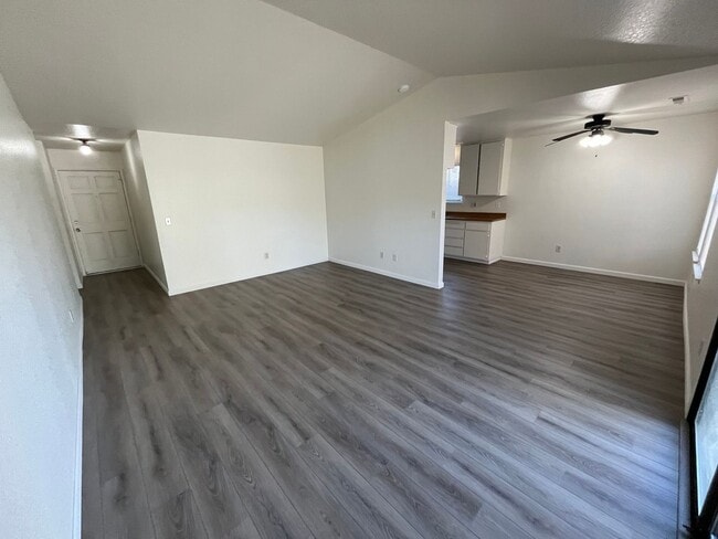 1125 Lillian Dr in Modesto, CA - Building Photo - Building Photo
