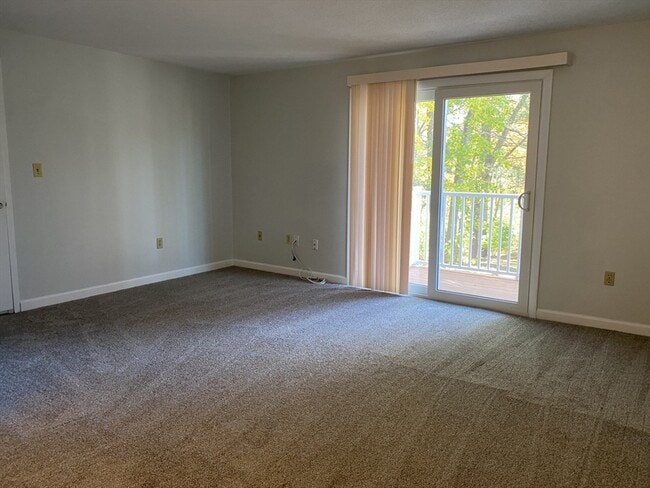 11 Silver Hill Ln in Natick, MA - Building Photo - Building Photo