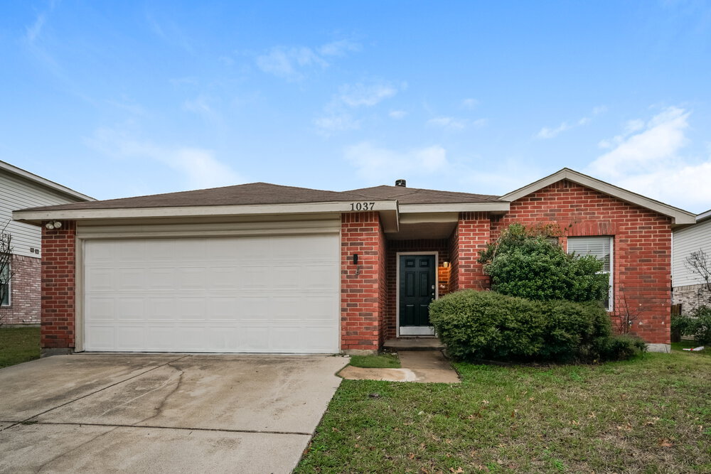 1037 Bannack Dr in Arlington, TX - Building Photo