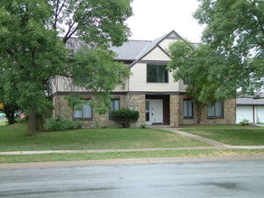 Parkridge Court Apartments in Cincinnati, OH - Building Photo - Building Photo