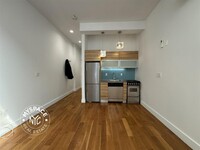 1002 Bushwick Ave, Unit 1E in Brooklyn, NY - Building Photo - Building Photo