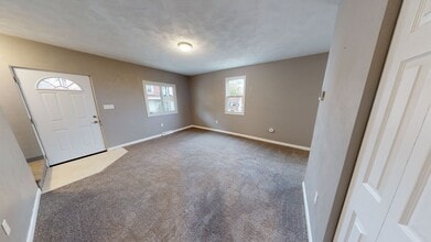 36 Madison Ave in Greensburg, PA - Building Photo - Building Photo