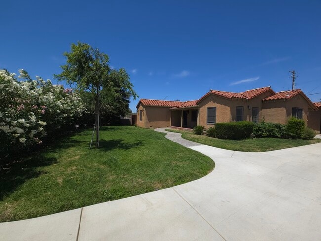 property at 5205 E Grant Ave