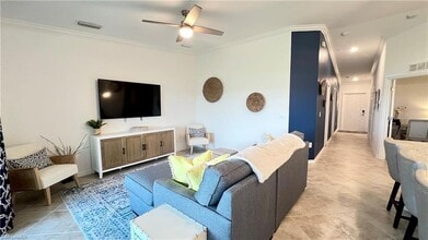 43031 GREENWAY Blvd in Punta Gorda, FL - Foto de edificio - Building Photo