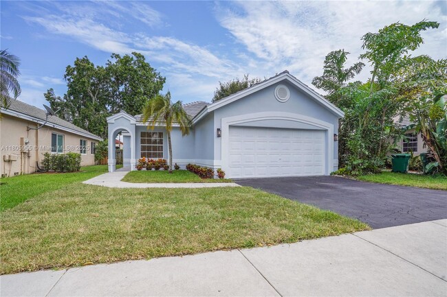 property at 9354 Arborwood Cir
