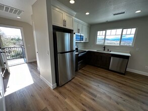 1781 S Angell Hts Dr in Hurricane, UT - Building Photo - Building Photo