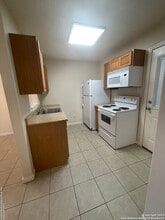 440 Clearview Canyon in Canyon Lake, TX - Building Photo - Building Photo