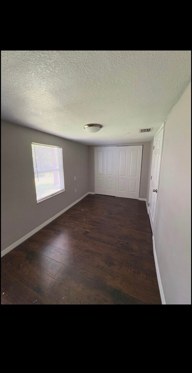 515 E Morgan St, Unit 515 E Morgan St in Tarpon Springs, FL - Building Photo - Building Photo